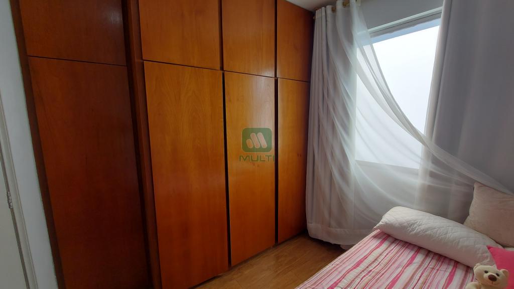 Apartamento à venda com 2 quartos, 63m² - Foto 10