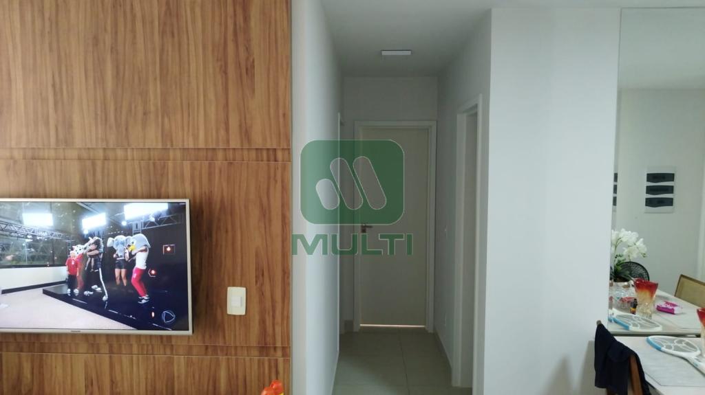 Apartamento à venda com 2 quartos, 71m² - Foto 6