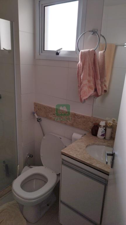 Apartamento à venda com 2 quartos, 71m² - Foto 8