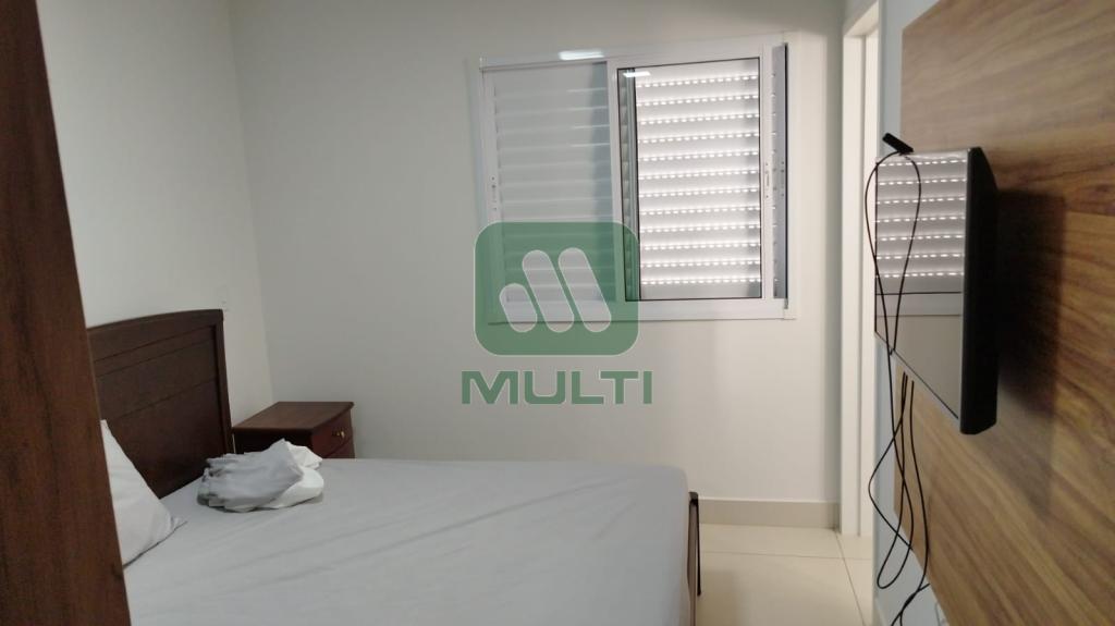 Apartamento à venda com 2 quartos, 71m² - Foto 12