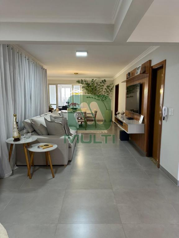 Apartamento à venda com 3 quartos, 141m² - Foto 15