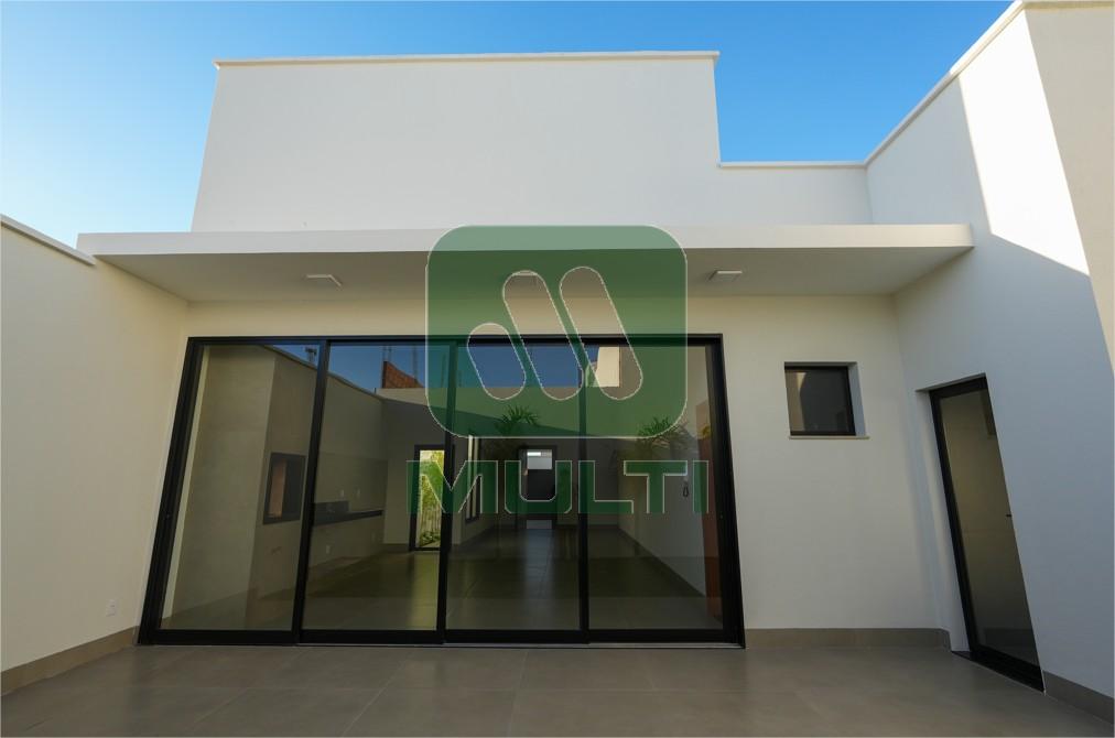 Casa à venda com 3 quartos, 145m² - Foto 11