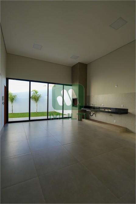 Casa à venda com 3 quartos, 145m² - Foto 17