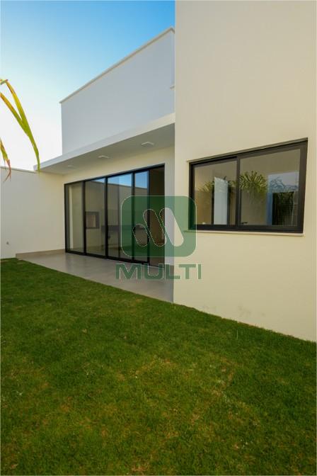 Casa à venda com 3 quartos, 145m² - Foto 25