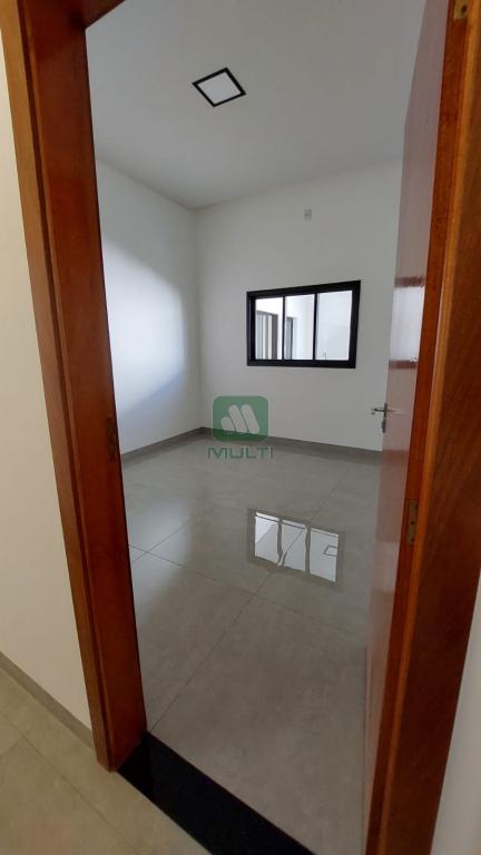 Casa à venda com 3 quartos, 180m² - Foto 12