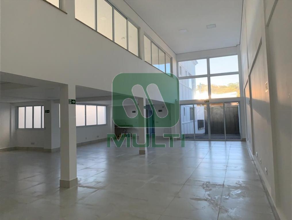 Prédio Inteiro à venda com 1 quarto, 535m² - Foto 3