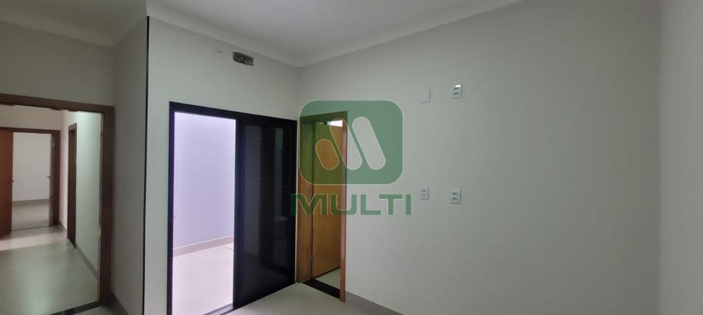 Casa à venda com 3 quartos, 150m² - Foto 7