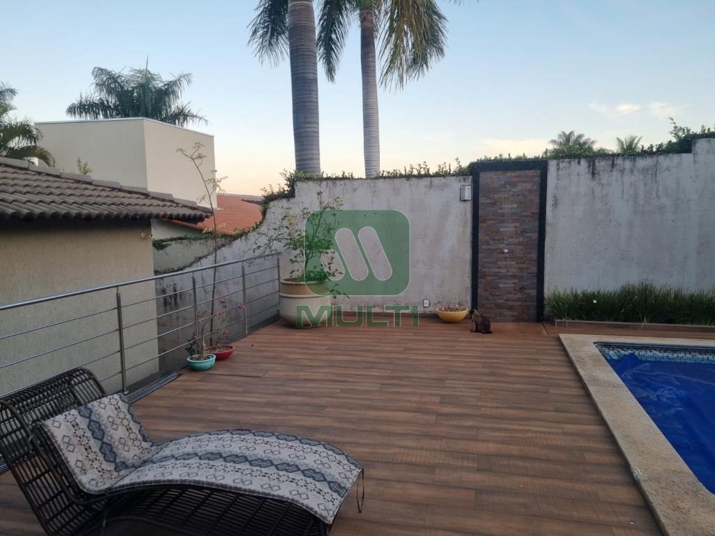 Casa à venda com 4 quartos, 396m² - Foto 18