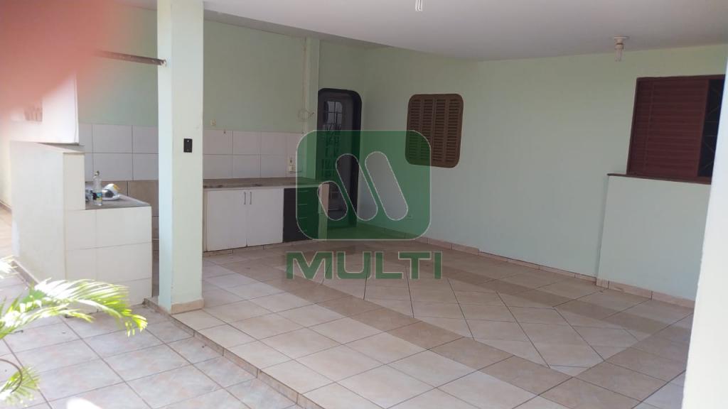 Casa à venda com 4 quartos, 338m² - Foto 29