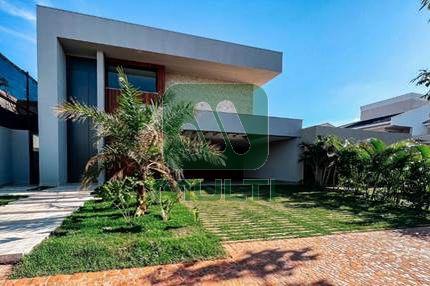 Casa de Condomínio à venda com 3 quartos, 401m² - Foto 1