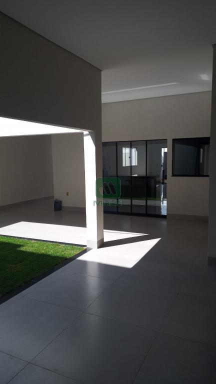 Casa à venda com 3 quartos, 150m² - Foto 7