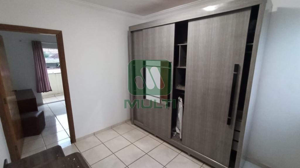 Casa à venda com 4 quartos, 300m² - Foto 6