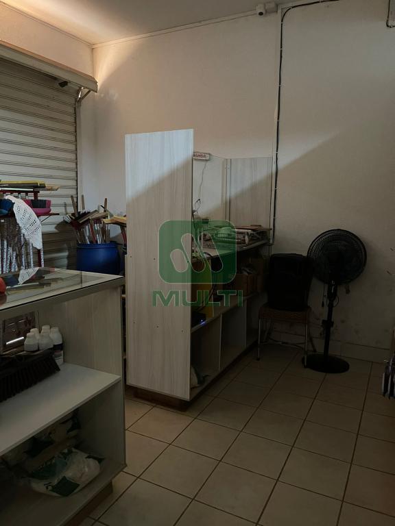 Prédio Inteiro à venda com 3 quartos, 110m² - Foto 6