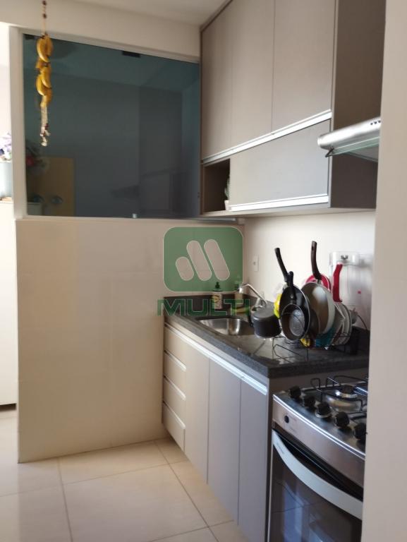 Apartamento à venda com 2 quartos, 55m² - Foto 19