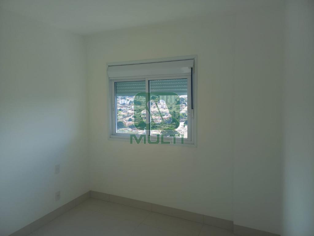 Apartamento à venda com 3 quartos, 145m² - Foto 8