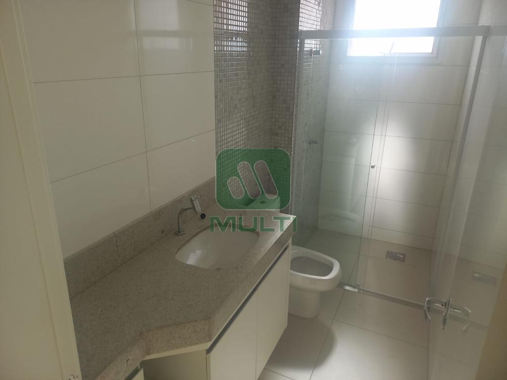 Apartamento à venda com 3 quartos, 145m² - Foto 13