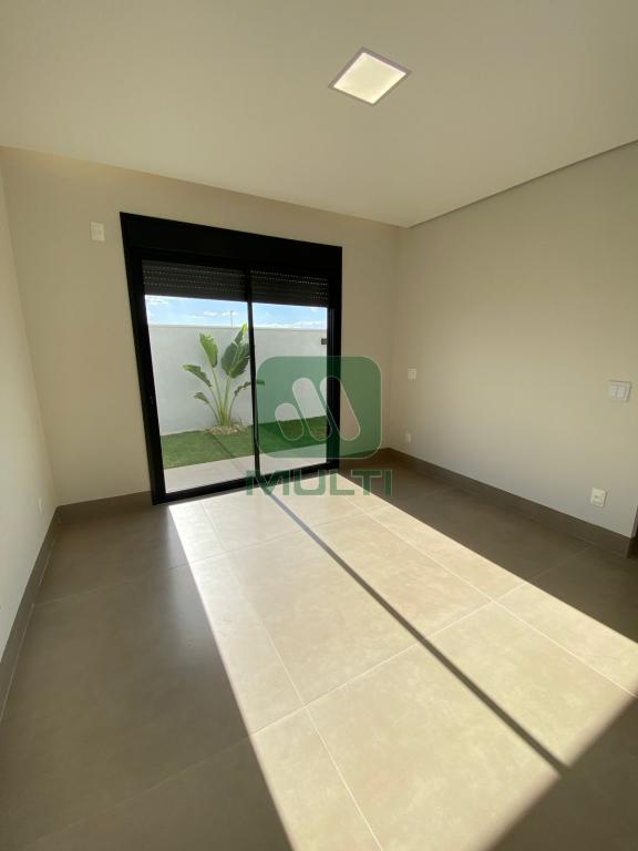 Casa de Condomínio à venda com 3 quartos, 230m² - Foto 5