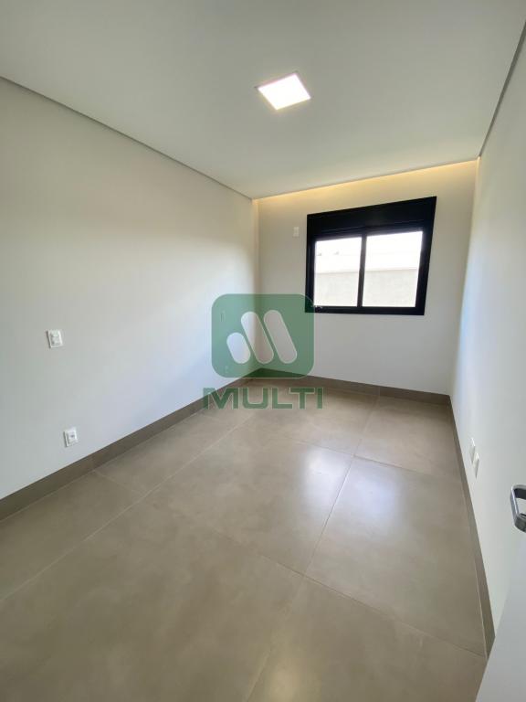 Casa de Condomínio à venda com 3 quartos, 230m² - Foto 19