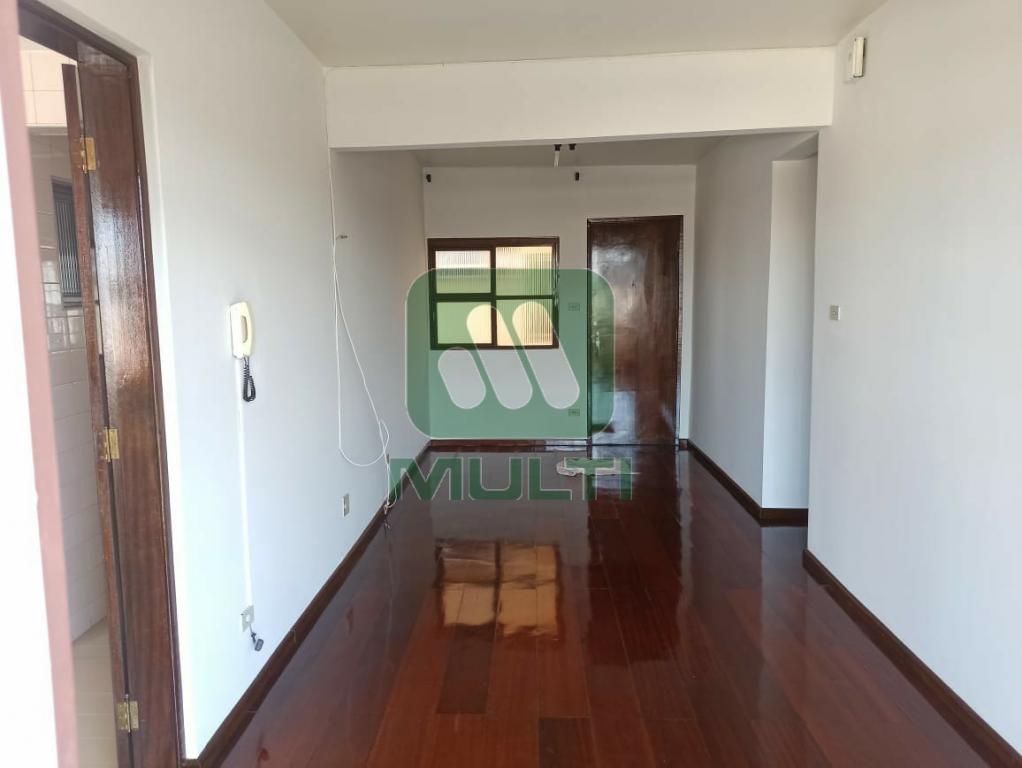 Apartamento à venda com 3 quartos, 117m² - Foto 5