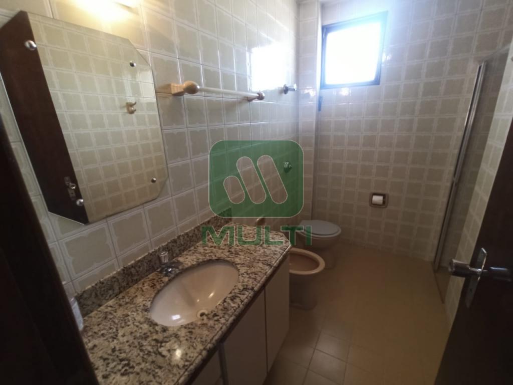 Apartamento à venda com 3 quartos, 117m² - Foto 12