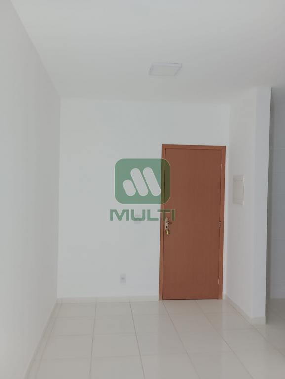 Apartamento à venda com 2 quartos, 48m² - Foto 4