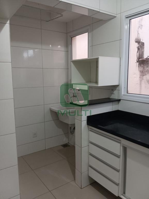 Apartamento à venda com 2 quartos, 45m² - Foto 4