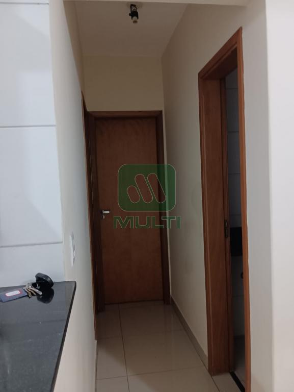 Apartamento à venda com 2 quartos, 45m² - Foto 9