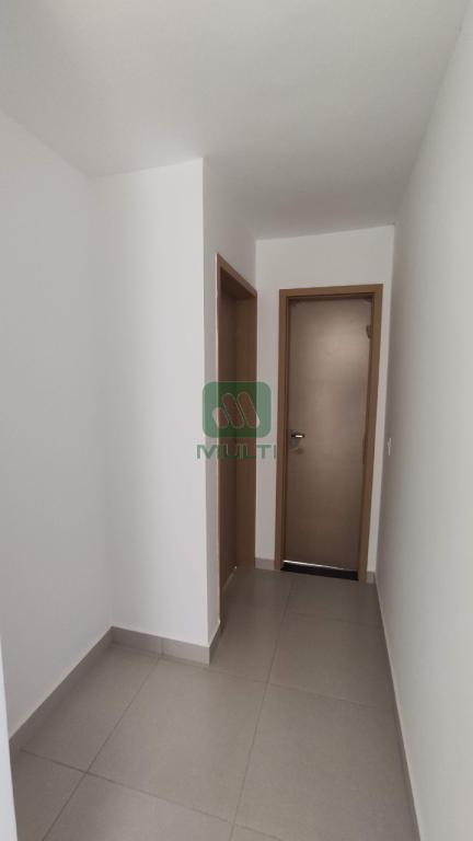 Apartamento à venda com 2 quartos, 66m² - Foto 1