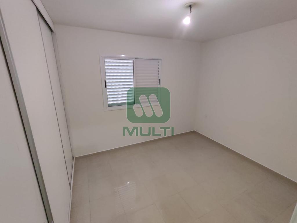 Apartamento à venda com 2 quartos, 69m² - Foto 12