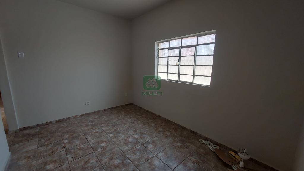 Casa à venda com 3 quartos, 135m² - Foto 8