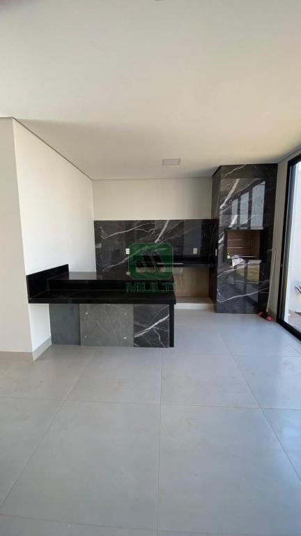 Casa à venda com 3 quartos, 167m² - Foto 13