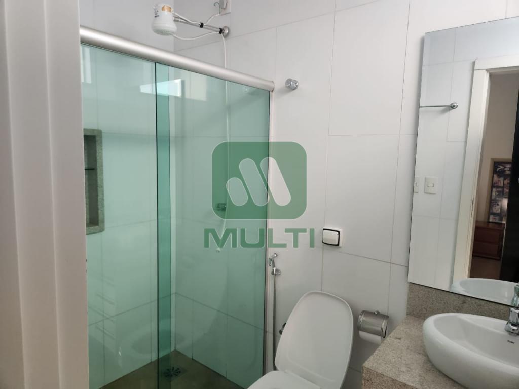 Prédio Inteiro à venda com 3 quartos, 700m² - Foto 24