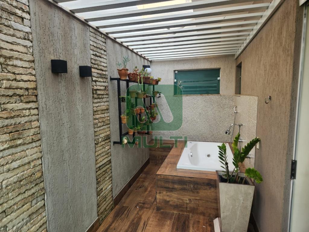 Prédio Inteiro à venda com 3 quartos, 700m² - Foto 37