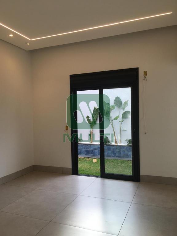 Casa à venda com 3 quartos, 164m² - Foto 5