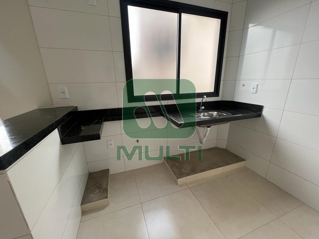 Apartamento à venda com 2 quartos, 55m² - Foto 2