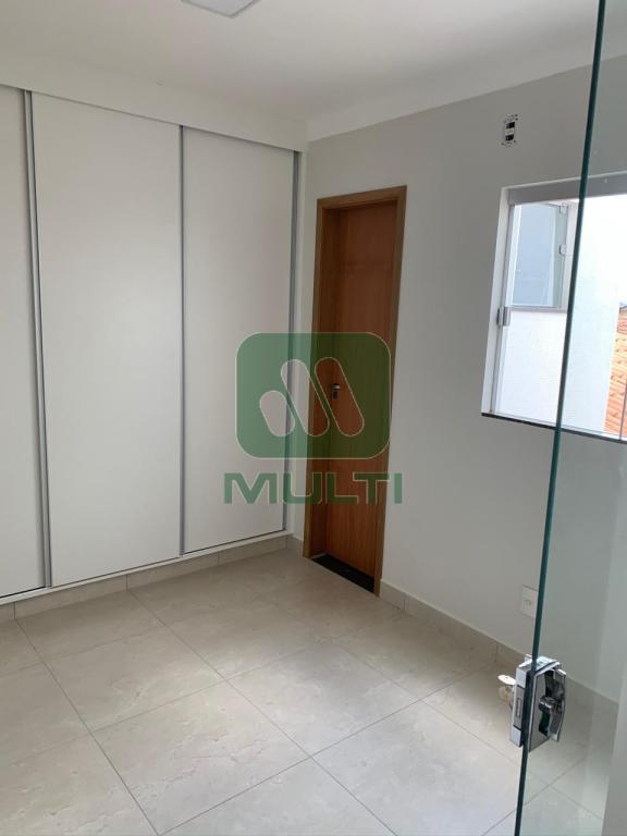 Apartamento à venda com 2 quartos, 58m² - Foto 3