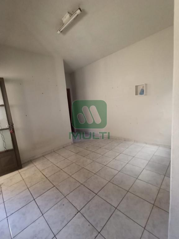 Casa à venda com 2 quartos, 135m² - Foto 10