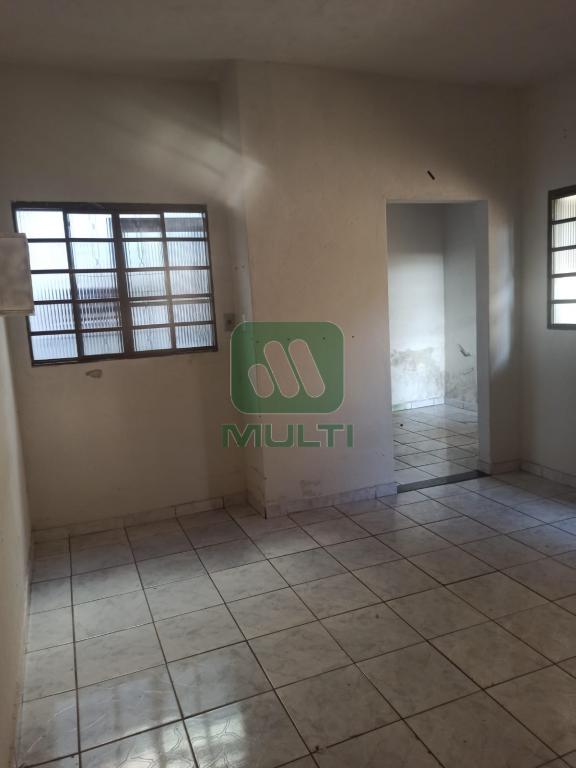 Casa à venda com 2 quartos, 135m² - Foto 11