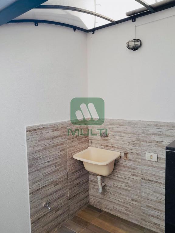 Apartamento à venda com 2 quartos, 75m² - Foto 5