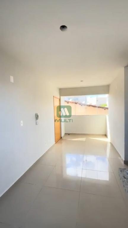 Apartamento à venda com 2 quartos, 50m² - Foto 1