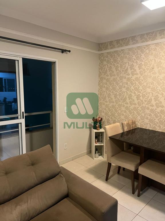 Apartamento à venda com 2 quartos, 60m² - Foto 5