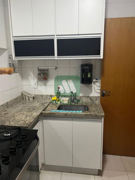 Apartamento à venda com 2 quartos, 60m² - Foto 7