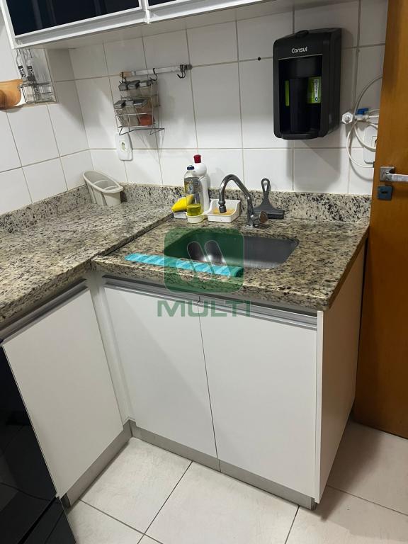 Apartamento à venda com 2 quartos, 60m² - Foto 9