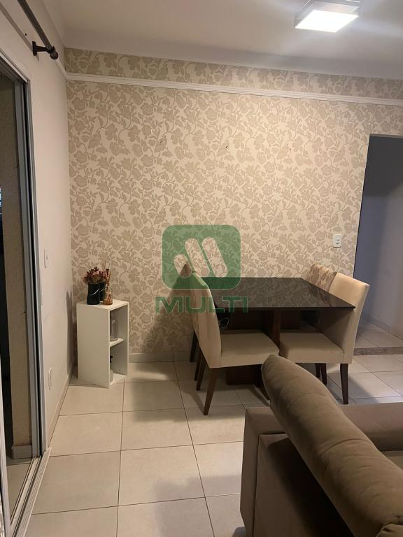 Apartamento à venda com 2 quartos, 60m² - Foto 13