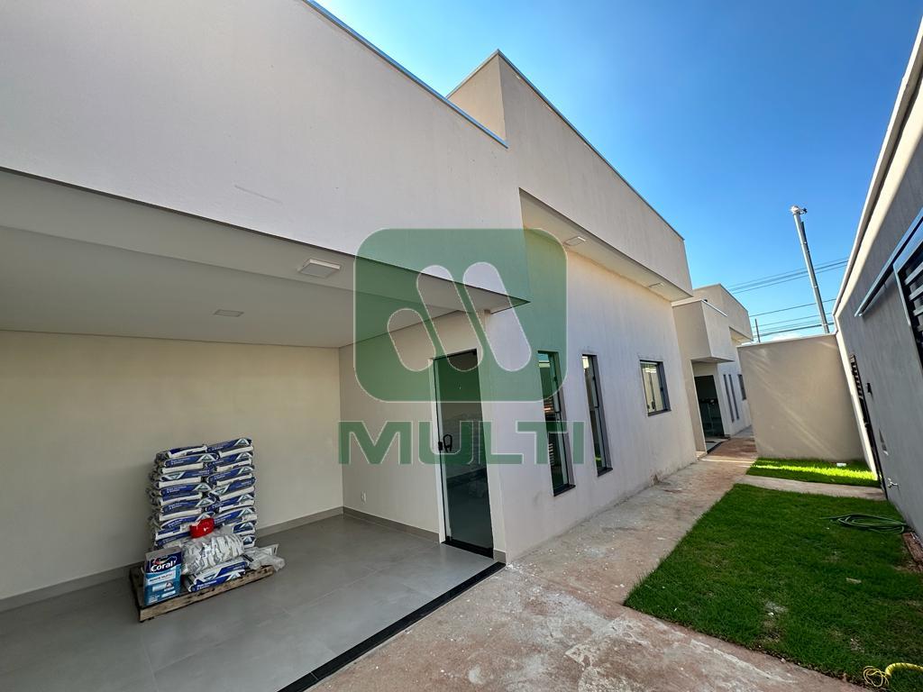 Casa à venda com 3 quartos, 92m² - Foto 4