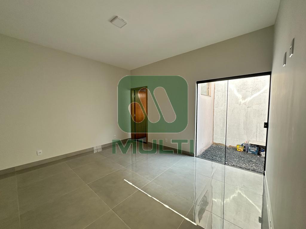 Casa à venda com 3 quartos, 92m² - Foto 9