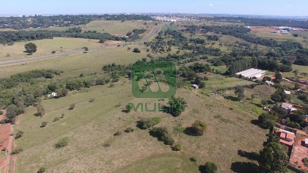 Fazenda à venda com 1 quarto, 32500m² - Foto 3