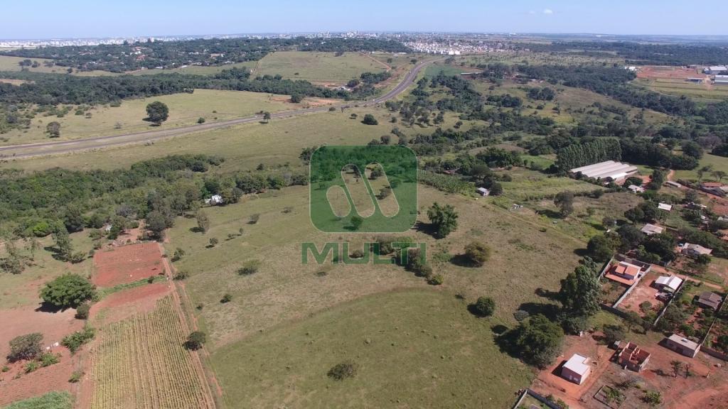 Fazenda à venda com 1 quarto, 32500m² - Foto 6