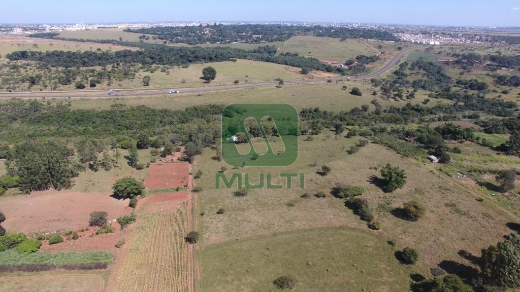 Fazenda à venda com 1 quarto, 32500m² - Foto 11