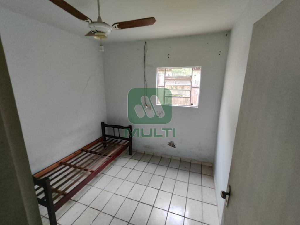 Casa à venda com 7 quartos, 230m² - Foto 15